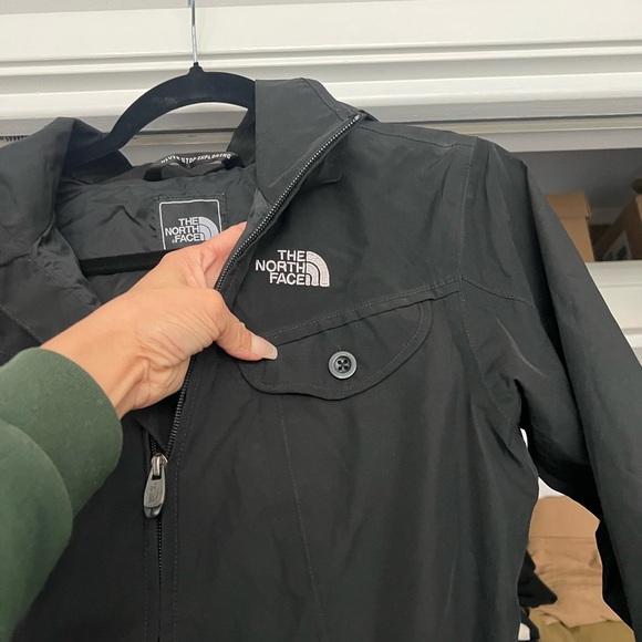 The north face k ayre hyvent belted black trench rain jacket S - Picture 8 of 16